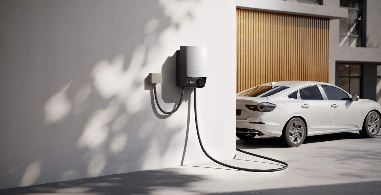 EcoFlow OCEAN EV charger