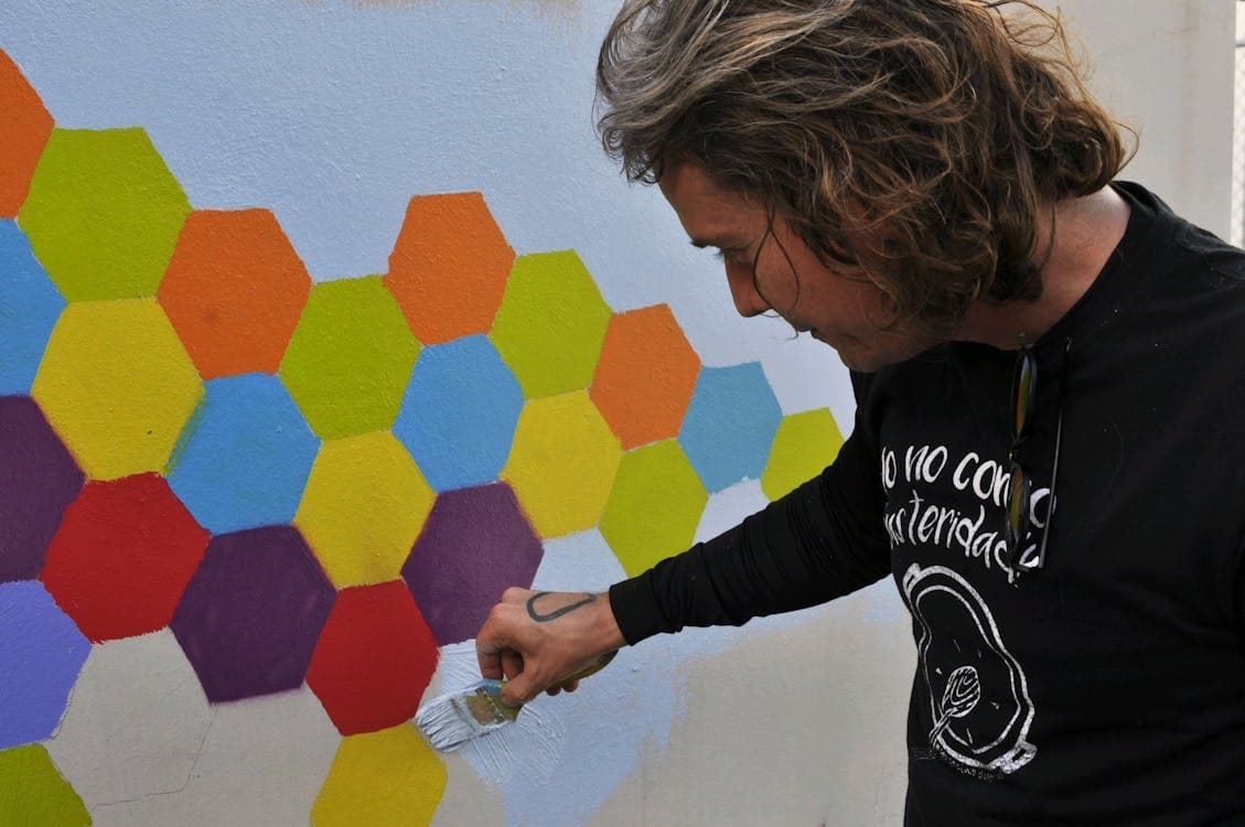painting the walls 