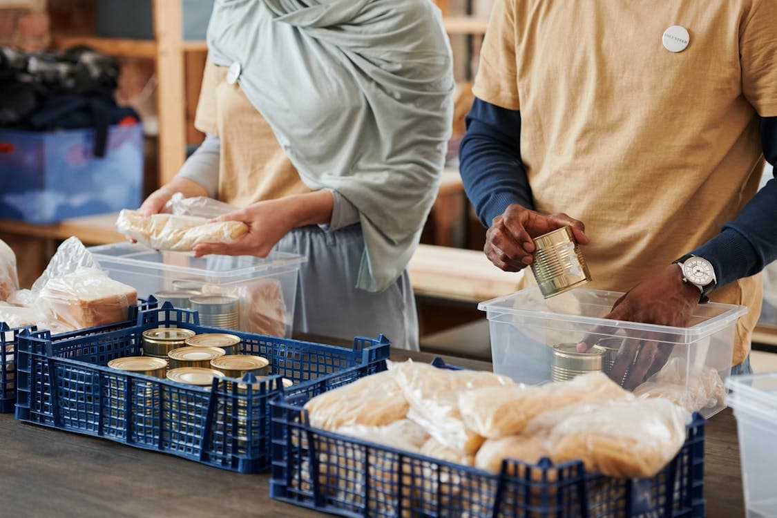 Storing home emergency supply kits