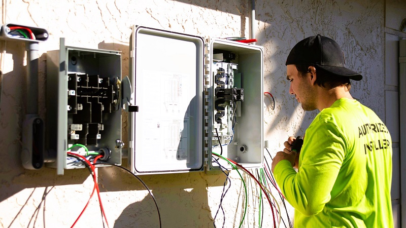 Using licensed electricians for work