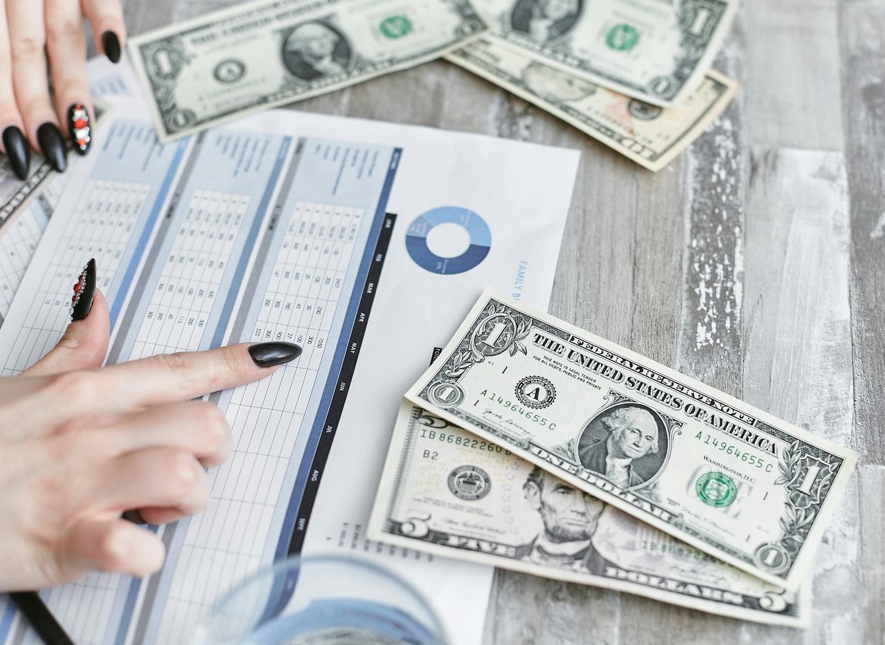 Calculating monthly home electricity costs