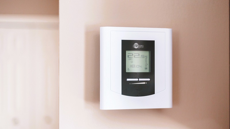 Setting thermostat in the winter