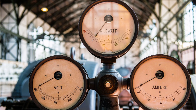 Knowing how watts, amperes, & volts work